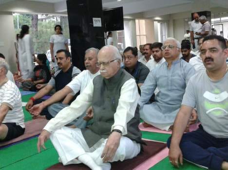 Lk advani and smriri irani in himachal for yoga day.