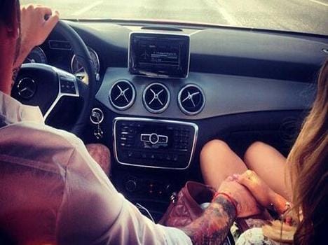 To rotate girlfriends robbing car.