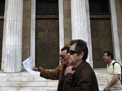 10 points about greece and world