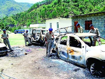 iit mandi tragedy cross fir against workers.