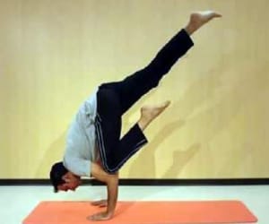 yoga trainer in uttarakhand.