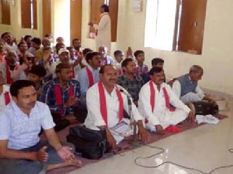 Mahaarti descended faithful