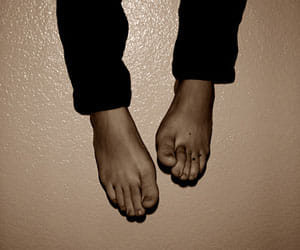 Vaishali woman died after falling from 10th floor.