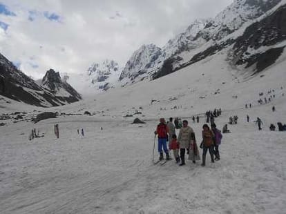 80 per cent glaciers are safe in ladakh region