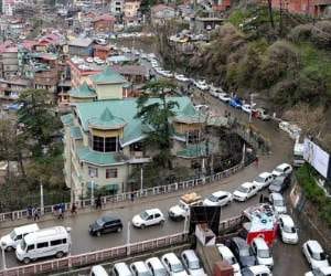 parking fee loot in shimla