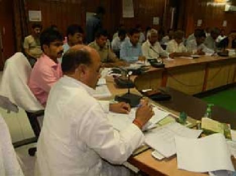 Absent directors Mandi sought clarification