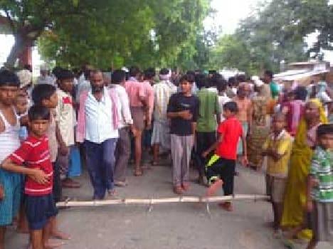 Bicycle riders thrashed by truck, killed