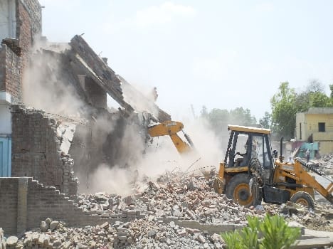 Half Mlganv Rubble