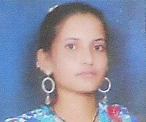 girl changed her name after court marriage