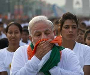 For insulting national flag Dalit activist lodges complaint against pm Modi.