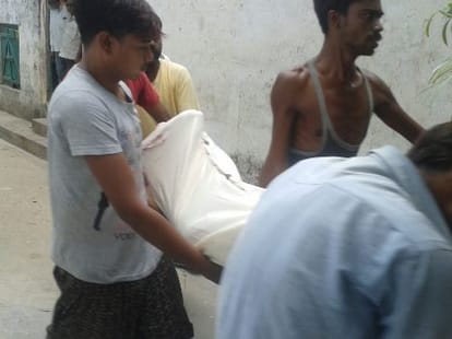 students commit suicide due to compartment in 10th class