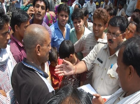 Water crisis was angry indignation , Kotla Road jam