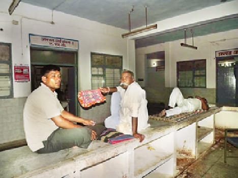 Lohia hospital overnight mirrored themselves helpless little