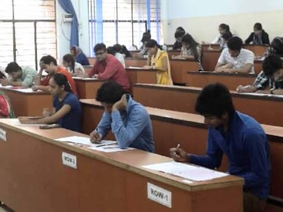 success story of IAS topper charusree t.