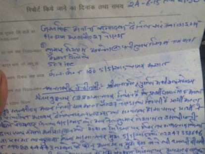 complaint file against kumar vishwas for allegedly threatening to newspaper editor