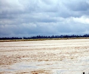 uttarakhand river become dangerous.