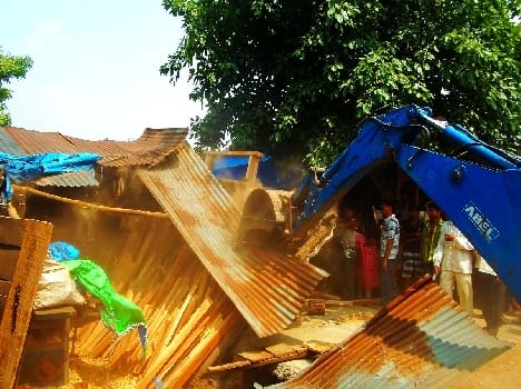 The second day went encroachment demolition drive