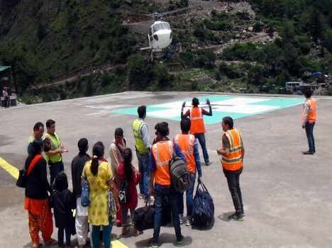 chardham yatra route not open, pilgrims Stranded.