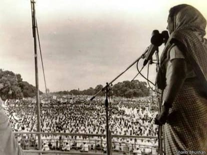 Former IB chief claims 'rss had emergency support'