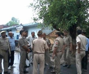 three people died in firing in sitapur.