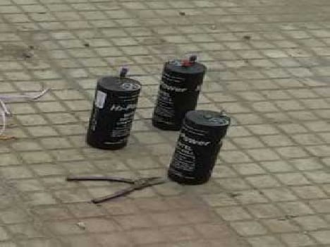  Halla on Kent explosive, check out battery