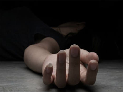 couple commit sucide after personal video viral 