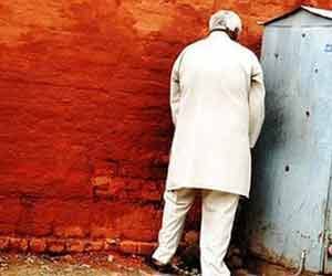 upsrtc post pictures on you tube on peeing publicly