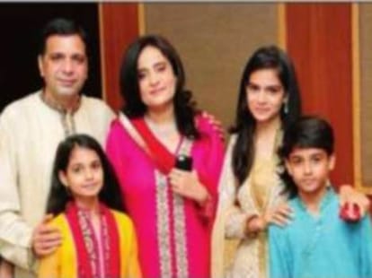 muslim pilot take hindu kids under his wings