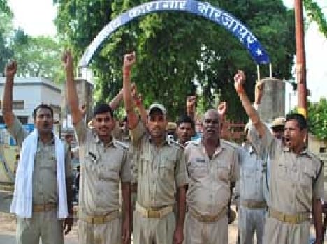The jailor home guards beat