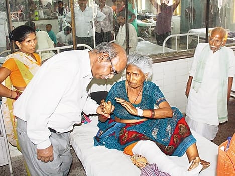 jd inspection  in the women's ward 
