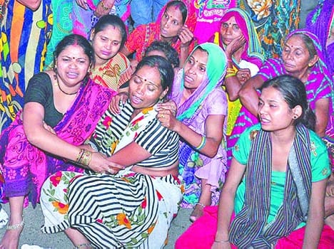 bus bump teenager, died