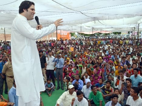 Varun one lakh to the dependents of farmers