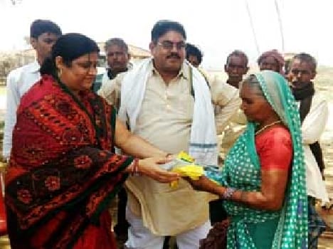 Women distributed sarees
