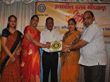 Inrwhil club's 26 female members honored