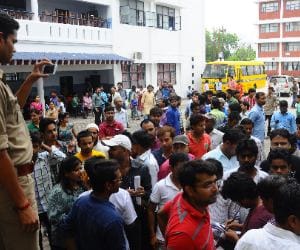 Applicants make ruckus before net exam.