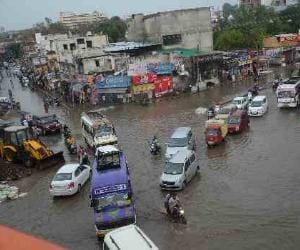 heavy rain in jammu disturbed life