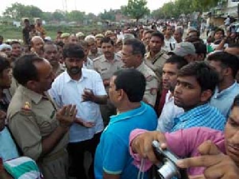 The current death of a worker, to keep the body imposed jam