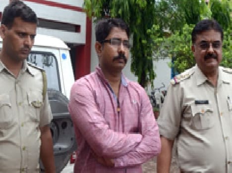Inspector son arrested in kidnapping and robbery