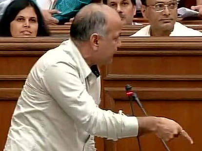 Uproar in delhi vidhansabha