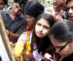 hp university announce bcom final result.