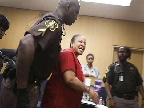 mother killed her own kids for sexully abusing the youngest kid