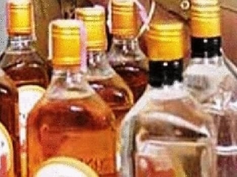 wine smuggling from Car have sp's flag