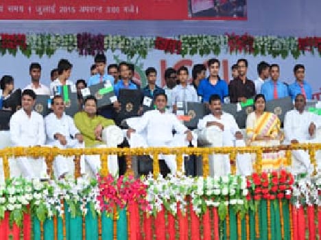 Akhilesh Comment on digitized India