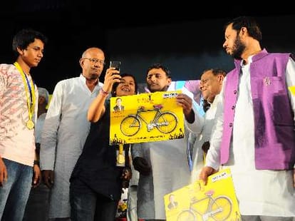  attraction of amar ujala medhavi chatra samman samaroh