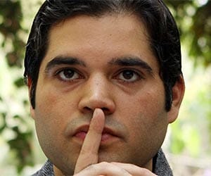 lalit modi's tweet at varun gandhi and his aunt