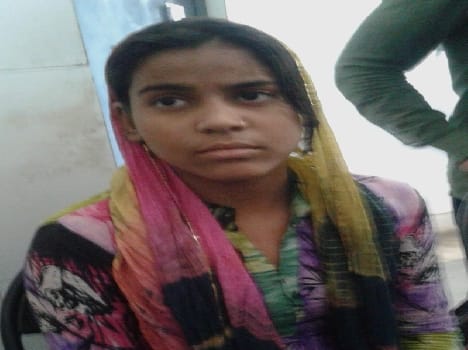 girl eyes effected after injection in phc