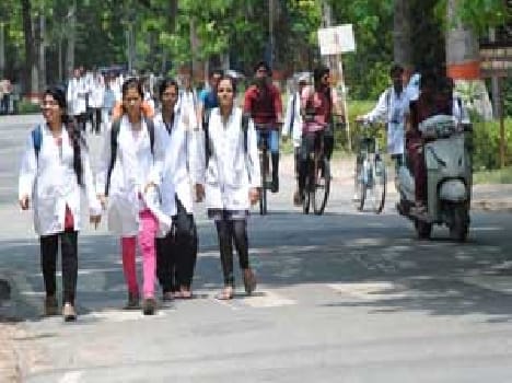 New season begins, the BHU returned glamour of complex