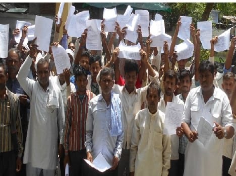 Villagers protest Kalktret