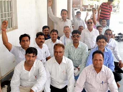 Advocates continued on the fifth day of the strike