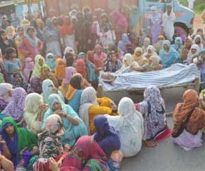 Communal Tension after killed a man in Baghpat.